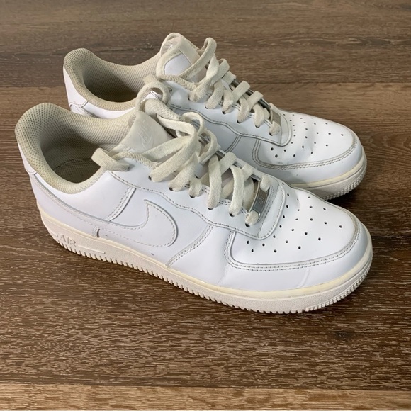 Nike white Air Force sneakers Womens 8.5 - Picture 1 of 9